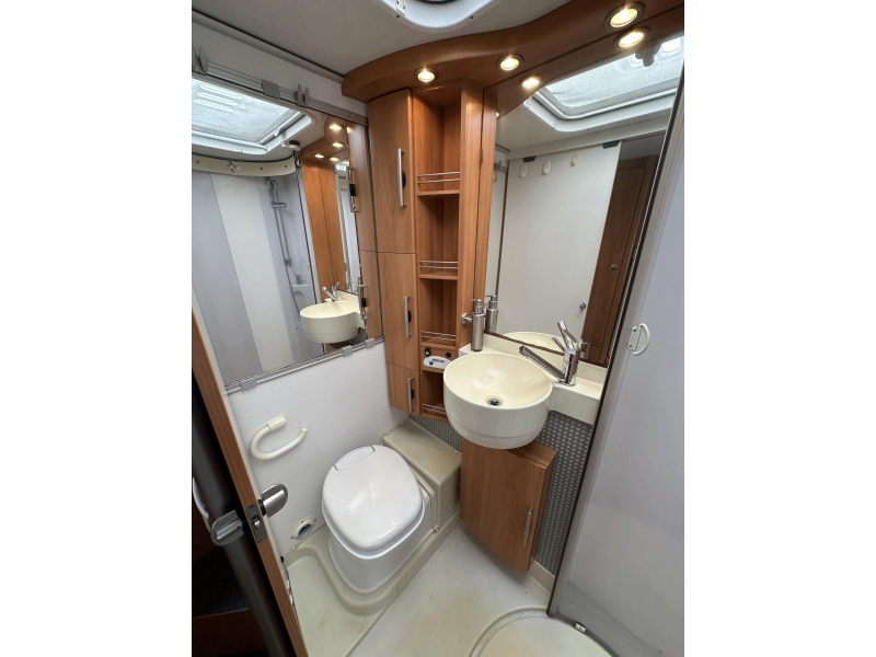 Hymer BML 146PK Integraal 4Persoons  foto: 11