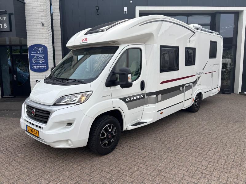 Adria Matrix M 670 SBC vol opties, queensbed  foto: 4