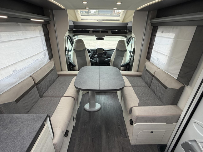 Chausson 640 Titanium Premium 170PK Automaat Hefbed Zonnepaneel Zeer Ruim foto: 14