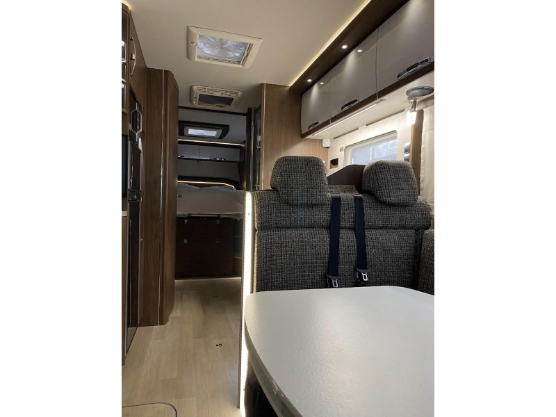 Frankia Platin 8400 QD Alpine Geluidsysteem  foto: 4