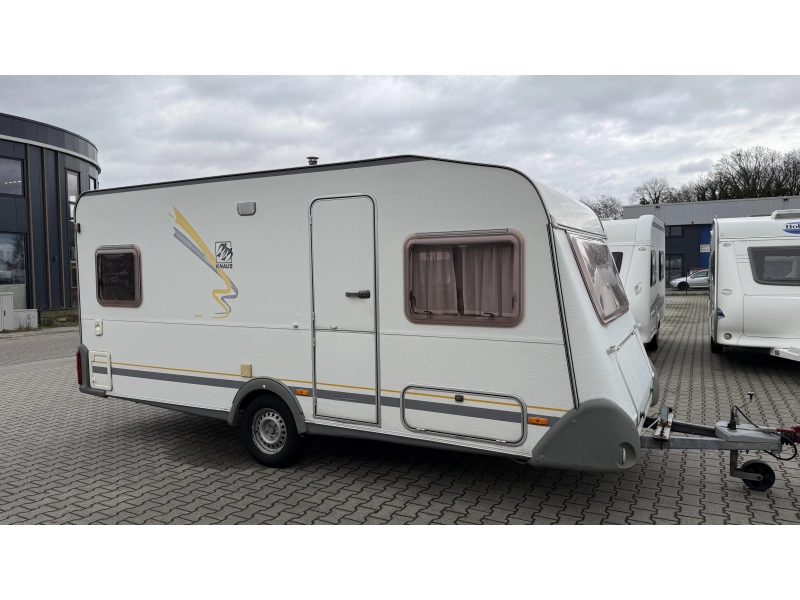Knaus Sudwind 450 TF frans bed rondzit toilet  foto: 0