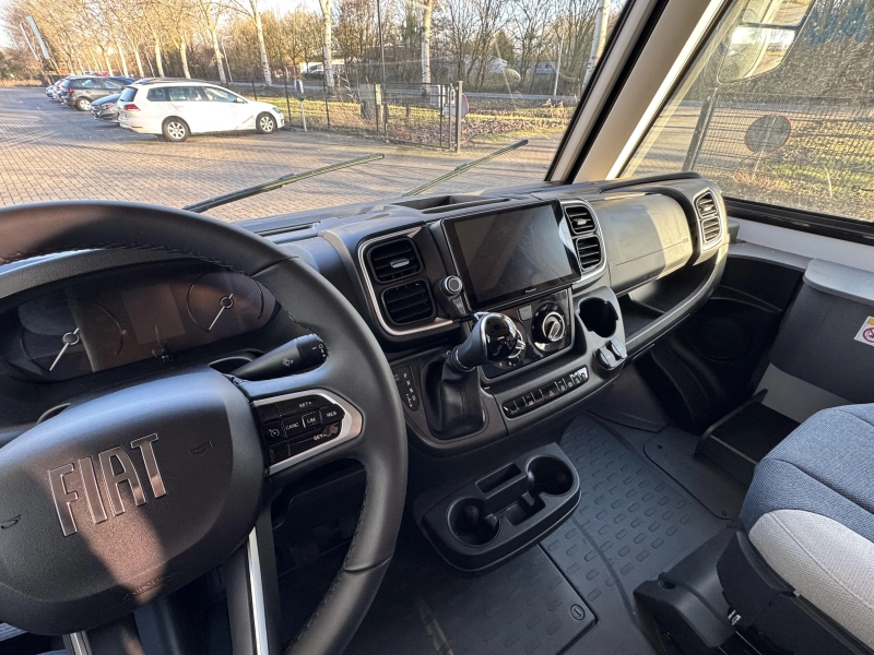 Knaus L!ve I 700 MEG  foto: 2