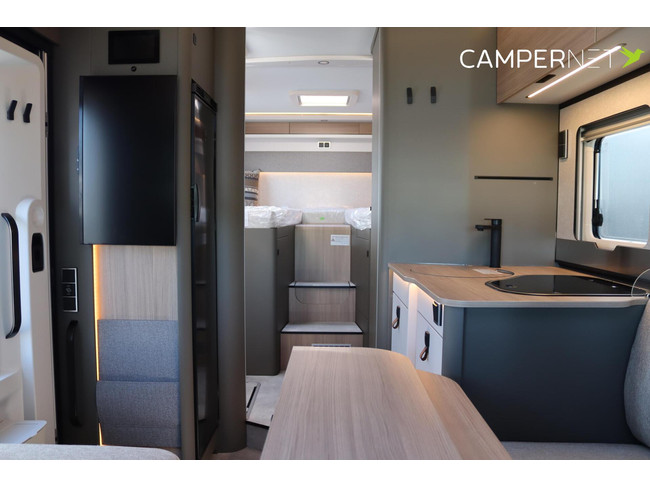 Hymer GT-S 685 170pk Automaat | Face to Face | Lithium | Luifel | Omvormer | Dieselverwarming | LED koplampen | Wifi router | Stoelver foto: 9
