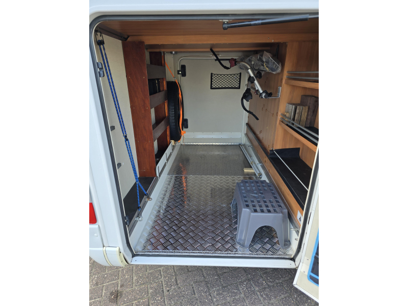 Hymer B 588 in top staat 2014  foto: 9