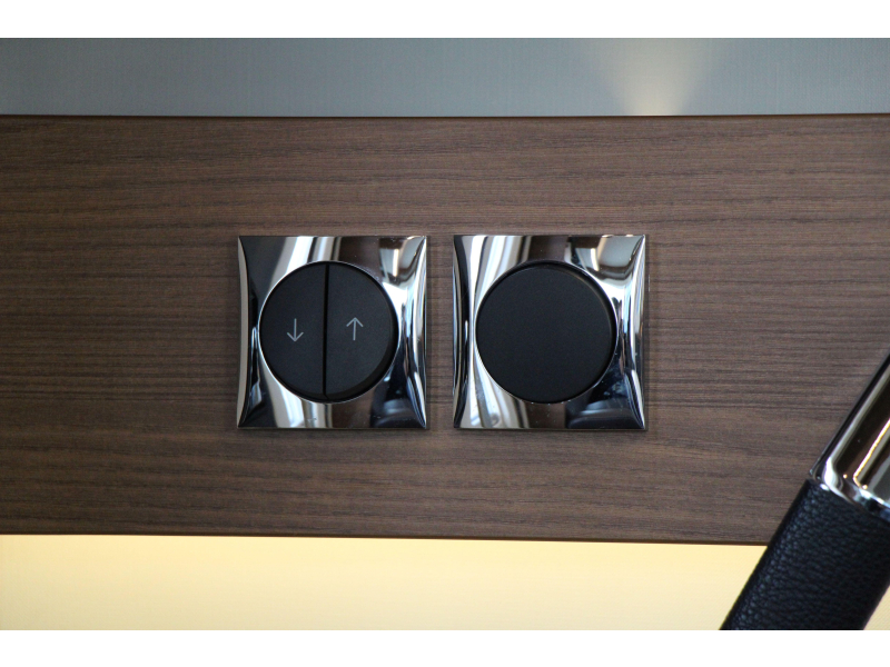 Rapido M96 Queensbed + Hefbed  foto: 48