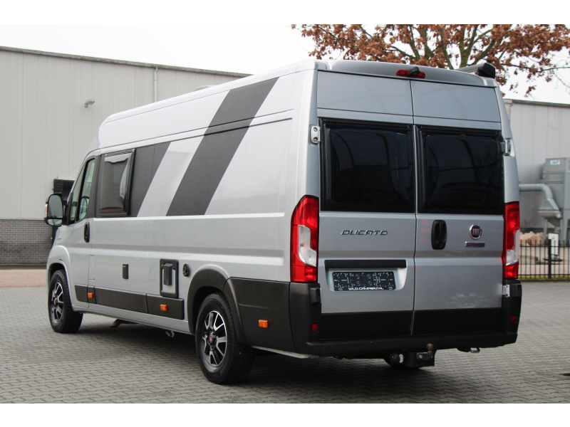 Adria Sun Living 65 SL Single beds - 160HP AUT photo: 2