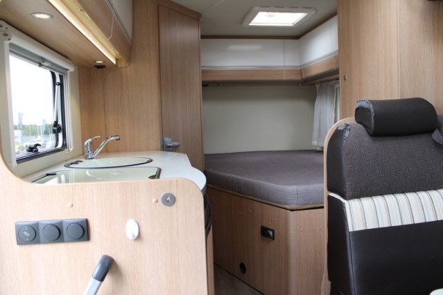 AUTOM&Aacute;TICO Fiat 2.3 150 cv Cama francesa (99 foto: 29