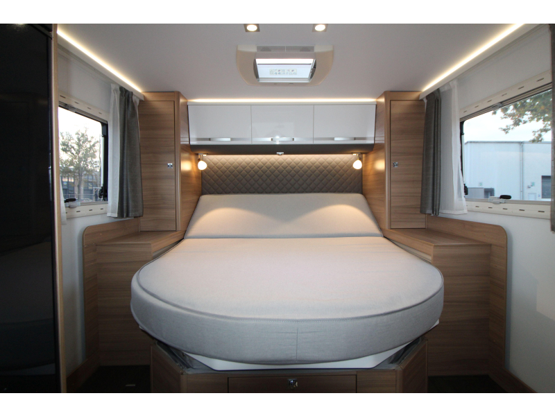 Adria Coral 600 SC Queensbed - Compacto foto: 23