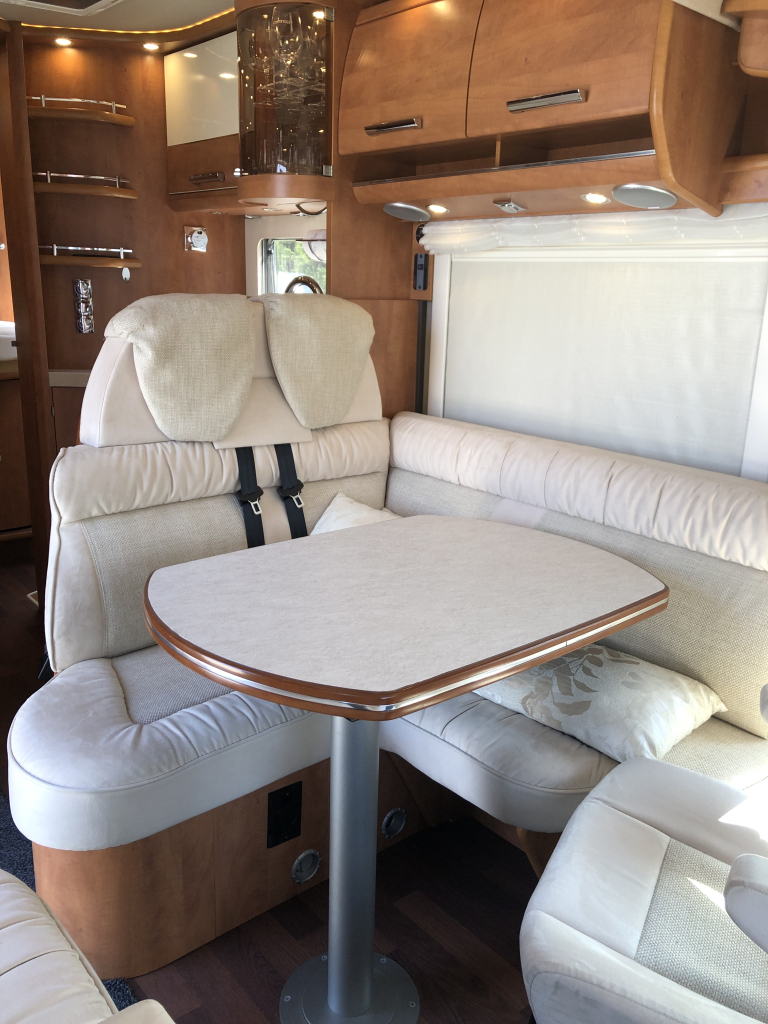 Carthago Chic C-Line i50 QUEENSBED HEFBED foto: 76