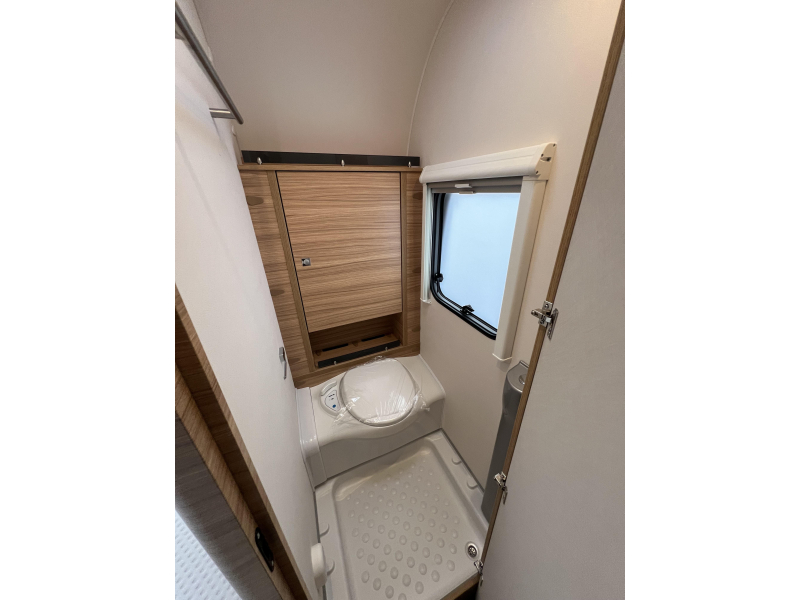 Dethleffs Camper 470 FR Nieuw - Actie model  foto: 14