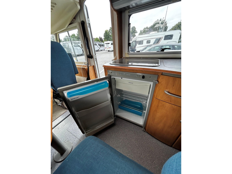 Hymer B524 Panel solar portabicicletas foto: 14