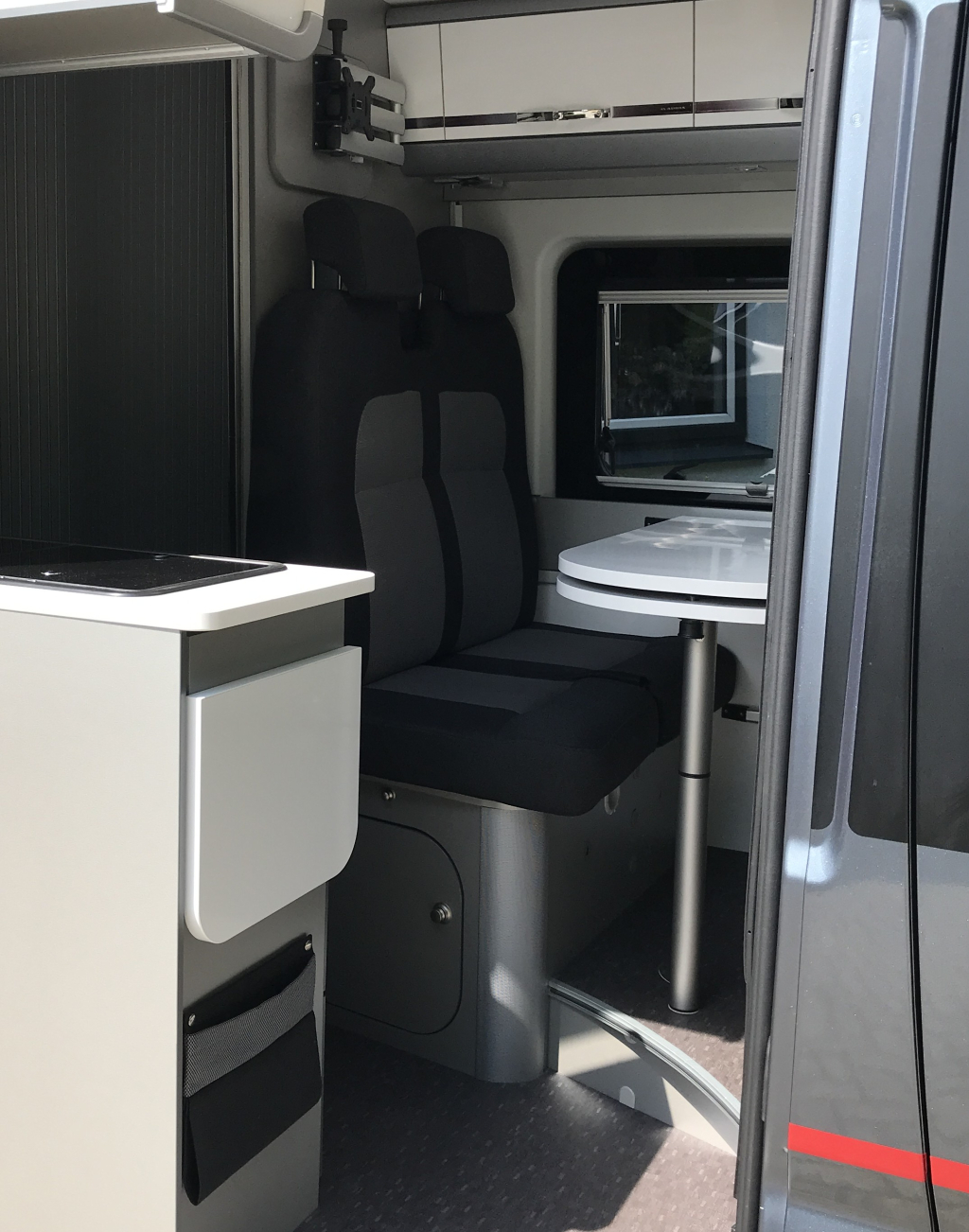 Adria 640 SLX # AUTOM&Aacute;TICO # CAMAS INDIVIDUALES# foto: 11