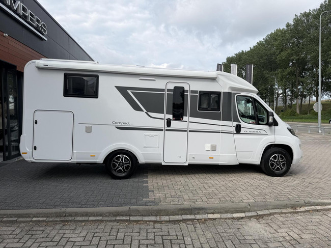 Adria Compact DL Automatik 180PS 2X Klimaanlage Lithium Solarpaneele Wechselrichter Foto: 7