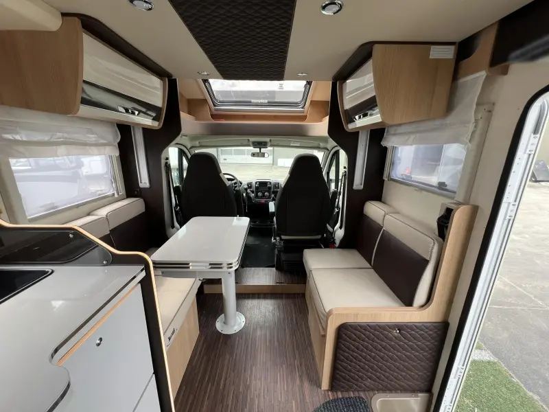 McLouis MC4 281 Queens-bed en hef-bed  foto: 19