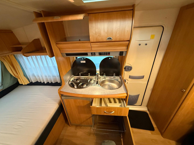 Hobby Excellent 400 SF foto: 8