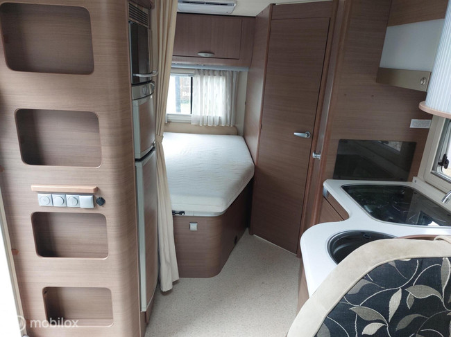 Adria Adria Vision I 677 SP 97dkm! NAP 2x Airco Hefbed 2x Zonnepaneel photo: 11