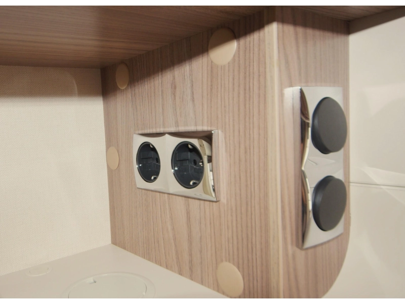 Sprite Mondial 420 SE Summer deal!! photo: 10