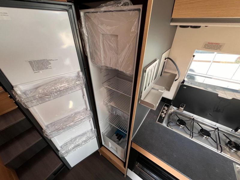 Adria Coral XL 660 SL AUTOMAAT  foto: 8