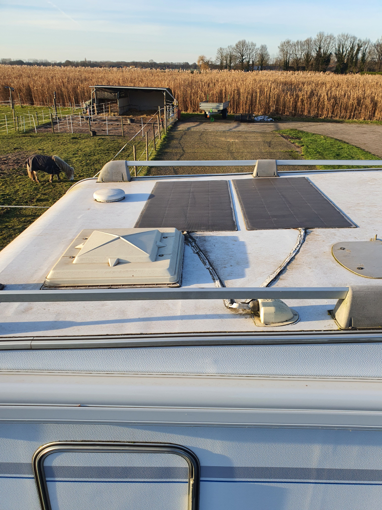 Fiat Ducato 2.8 tdi Bürstner 2 zonnepanelen 6 zitplaatsen foto: 23