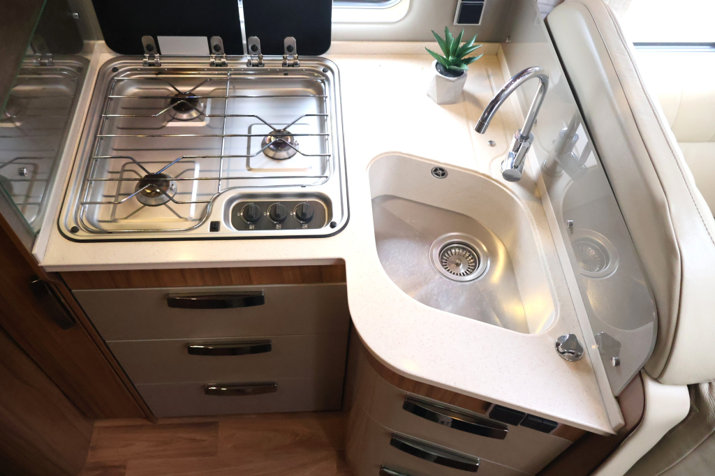 Hymer  B 704 PL Premium Line foto: 12