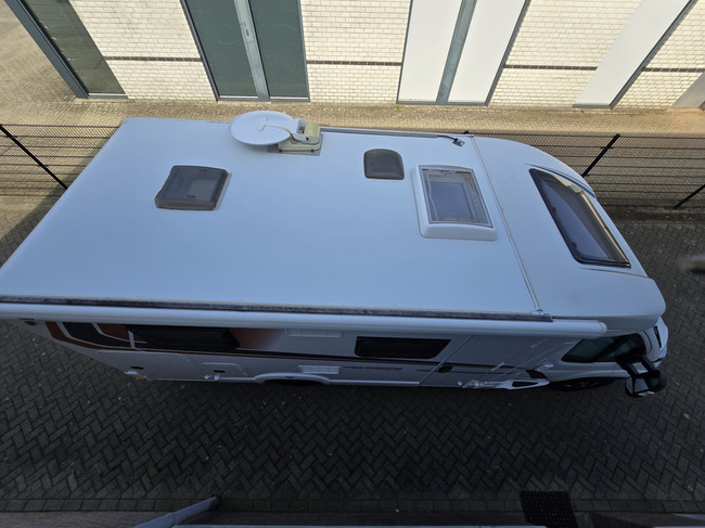 Weinsberg CARACOMPACT 600 MEG PEPPER 163 PK SLECHTS 47.451 KM !! TV + SATELLIET LENGTEBEDDEN CRUISE CONTROL foto: 23