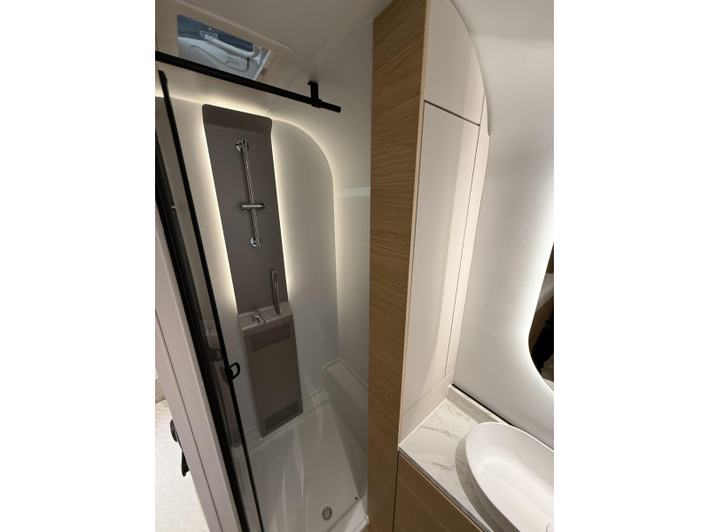 Adria Adora 572 UT &iexcl;Pr&oacute;ximamente! foto: 9