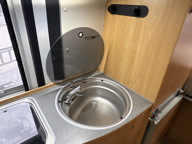 Adria Twin 600 158 cv Fiat Ducato 3.0 AUTOM&Aacute;TICO **Solo 6 metros/Cama transversal grande/4 asientos/Toldo/Panel solar/Portabicicletas/JBL/Ver foto: 11