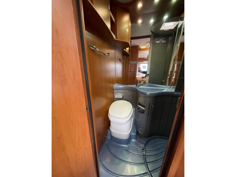 Karmann Ontario 725 TI Single Beds Air conditioning 2010 photo: 16