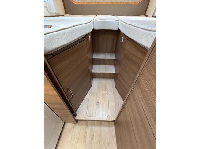 RAPIDO C55 9T-Automaat Enkele Bedden Lithium Omvormer Trekhaak foto: 19