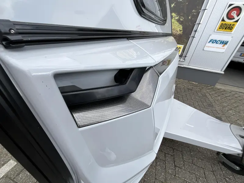 Knaus Sudwind Black Selection 500 EU ENKELE BEDDEN-VLOERVERW 