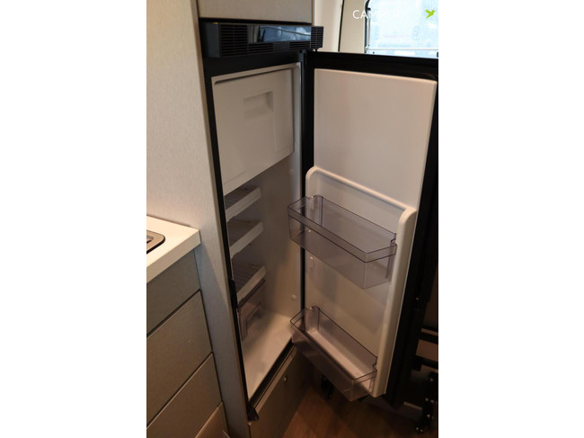 Hymer Free S 600 Blue Evolution 170pk Automaat | Hefdak | 5.93m | Adaptive Cruise | Bearlock | Zonnepanelen | Luifel | Lichtmetalen ve foto: 15