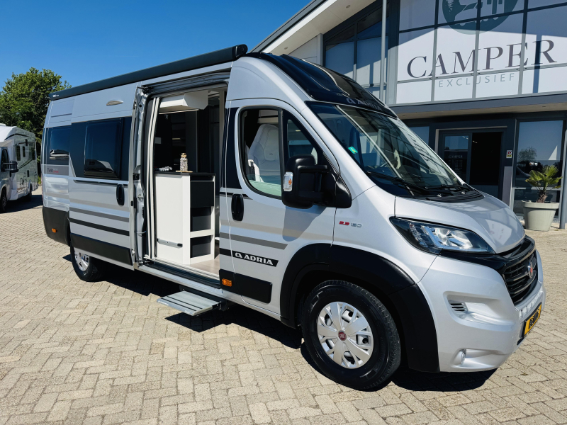 Adria Twin Supreme 640 SLB Camas individuales foto: 3