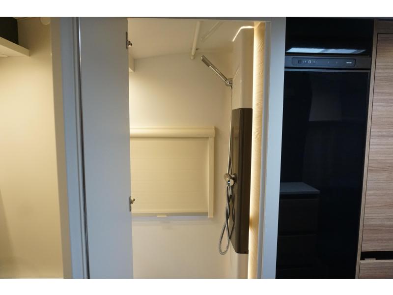 Adria Action 391 LH NU MET € 2700,00 korting  foto: 11