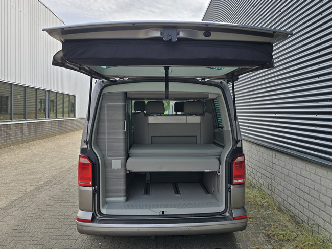 Volkswagen CALIFORNIA OCEAN CAMPERBUS 150 PK AUTOMAAT ELEKTRISCH HEFDAK AFNEEMBARE TREKHAAK STANDVERWARMING STOELVERWARMING foto: 4