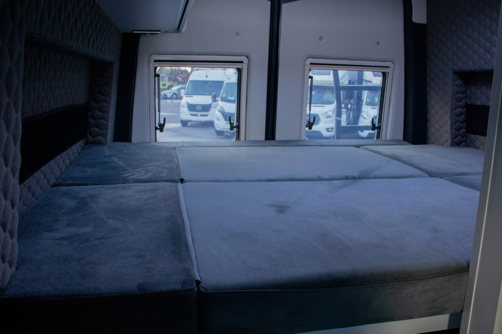 Mercedes Sprinter 319 CDI 4X4 foto: 18