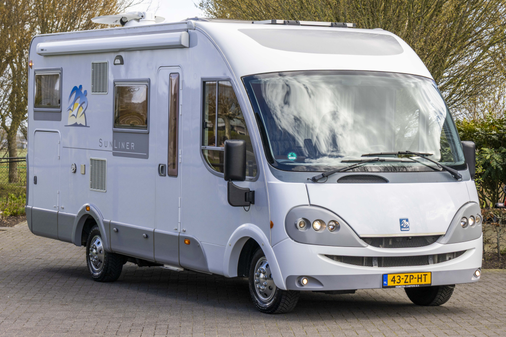 KNAUS Sun Liner 655 LG 2006 TOPSTAAT Wintervast en Off Grid