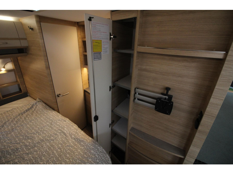 Fendt Bianco Activ 445 SFB Voordeel-pakket € 2.250,-  foto: 17