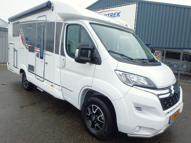 Bürstner Nexxo Van 620 T  foto: 2