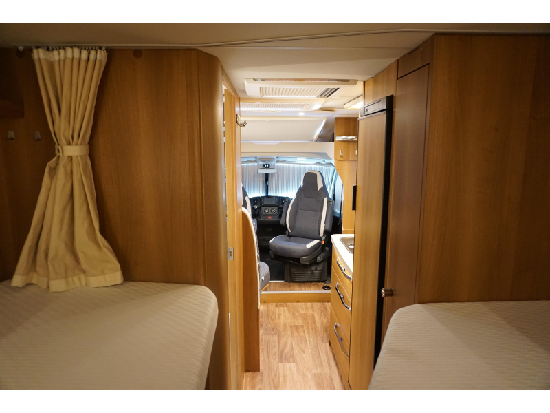 Knaus Platinum Selection 650 MEG 165cv foto: 16