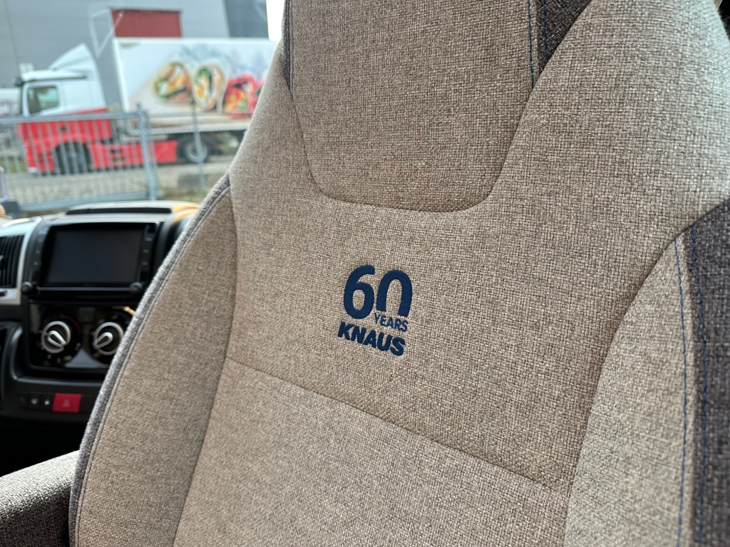Knaus Sky Wave 650 mf 60 years edition foto: 18