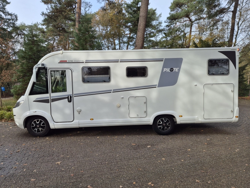 Pilote Essentiel G 740 AUT. 9-T TWINBED TV Solar  foto: 5