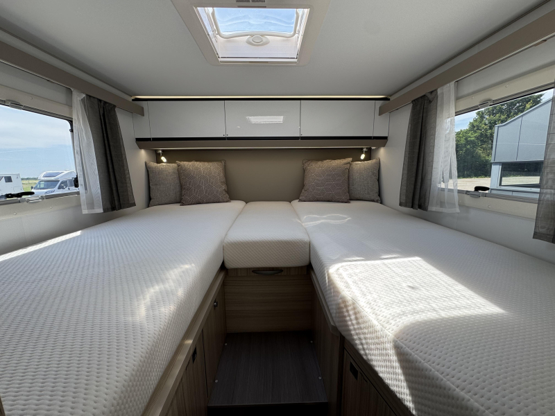 Adria Compact Axess DL Automaat 180PK  foto: 19
