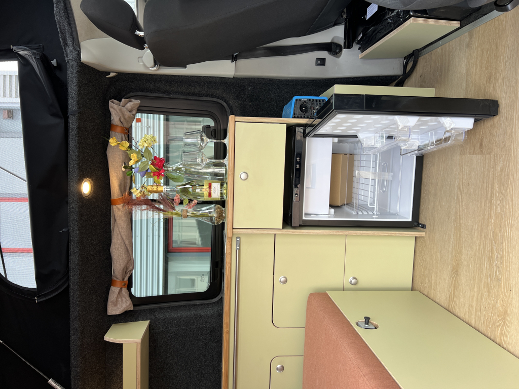 Volkswagen T6 Florida 2018 NEUER AUSBAU! Foto: 11