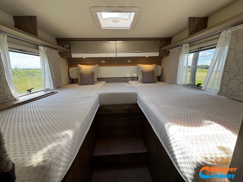 LMC Element T 758 G Camas longitudinales / Cama abatible foto: 15