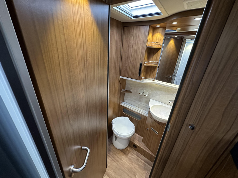 Hymer B 704 PL 3.0 M-JET 180 PK AUTOMAAT  foto: 20