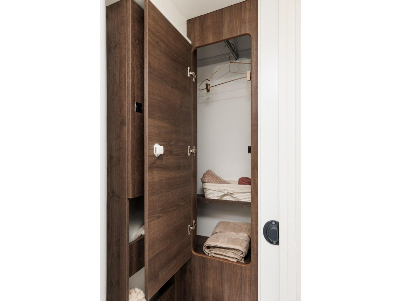 Benimar Tessoro 430 NU MET € 13.000 KORTING  foto: 20