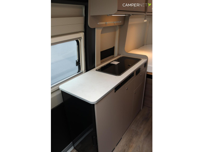 Carado CV600 Pro + 140pk Automaat | 5.99m | Dwarsbed | Luifel | Pro + pakket | foto: 11