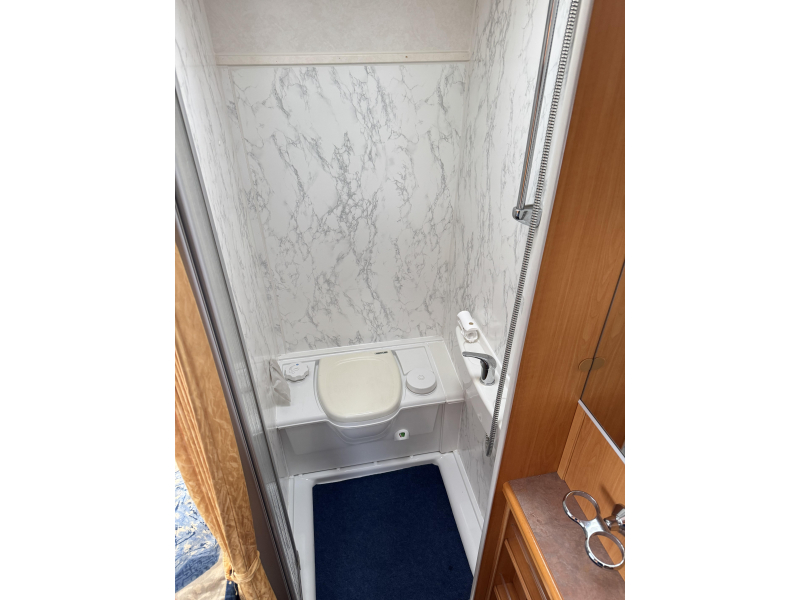 LMC Liberty A 640 - 6 pers. -  foto: 11