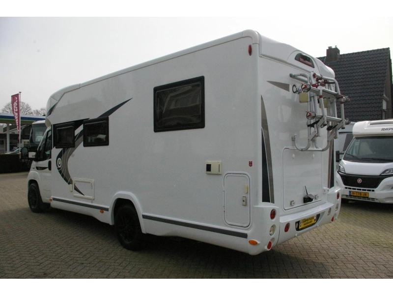 Chausson Welcome 738 XLB Queensbed, Hefbed, Garage  foto: 3