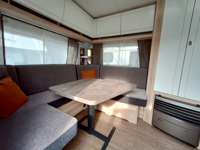 Hobby De Luxe 495 UL